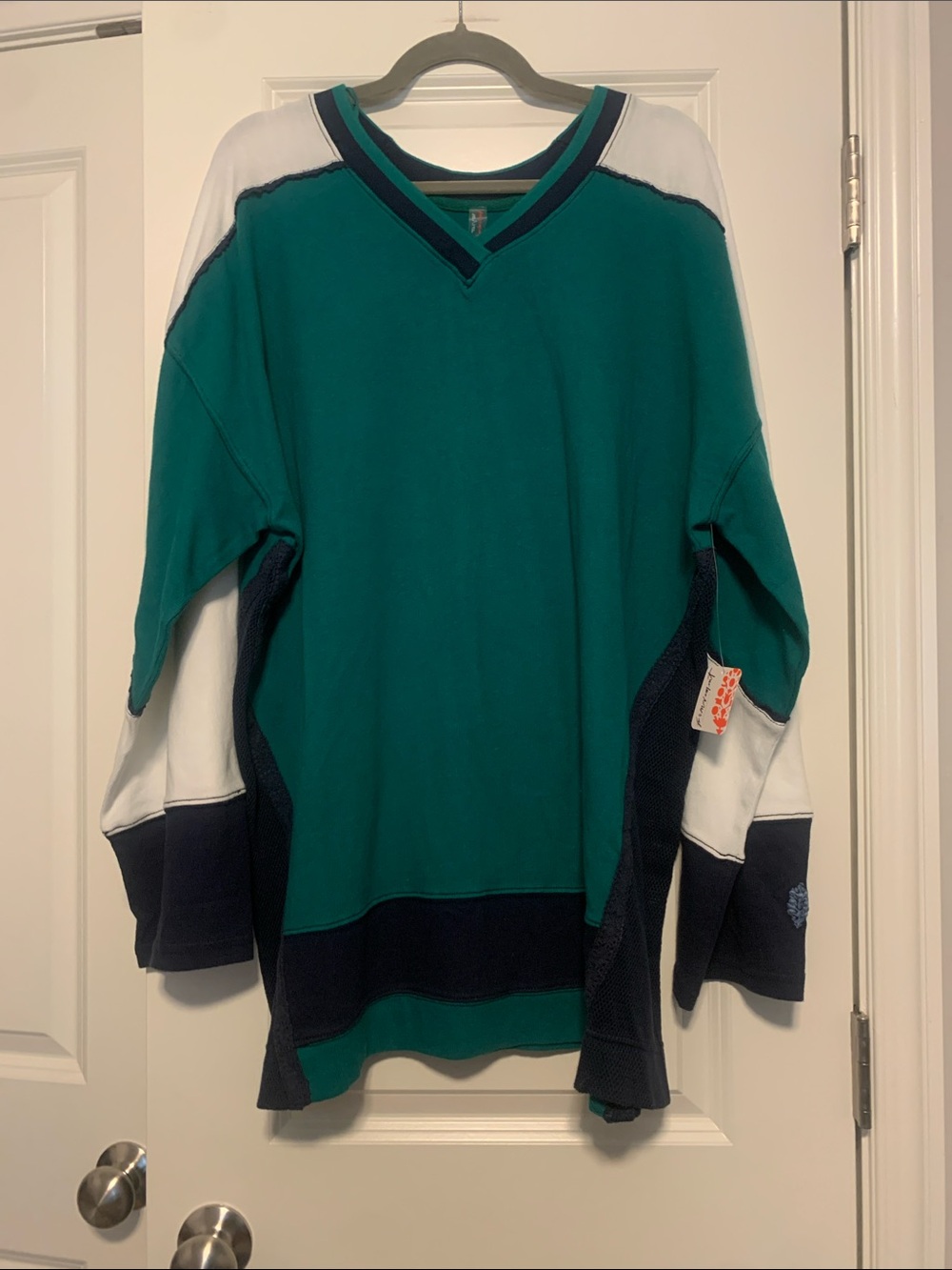 Free People Movement Sweatshirt, Sz L
NWT